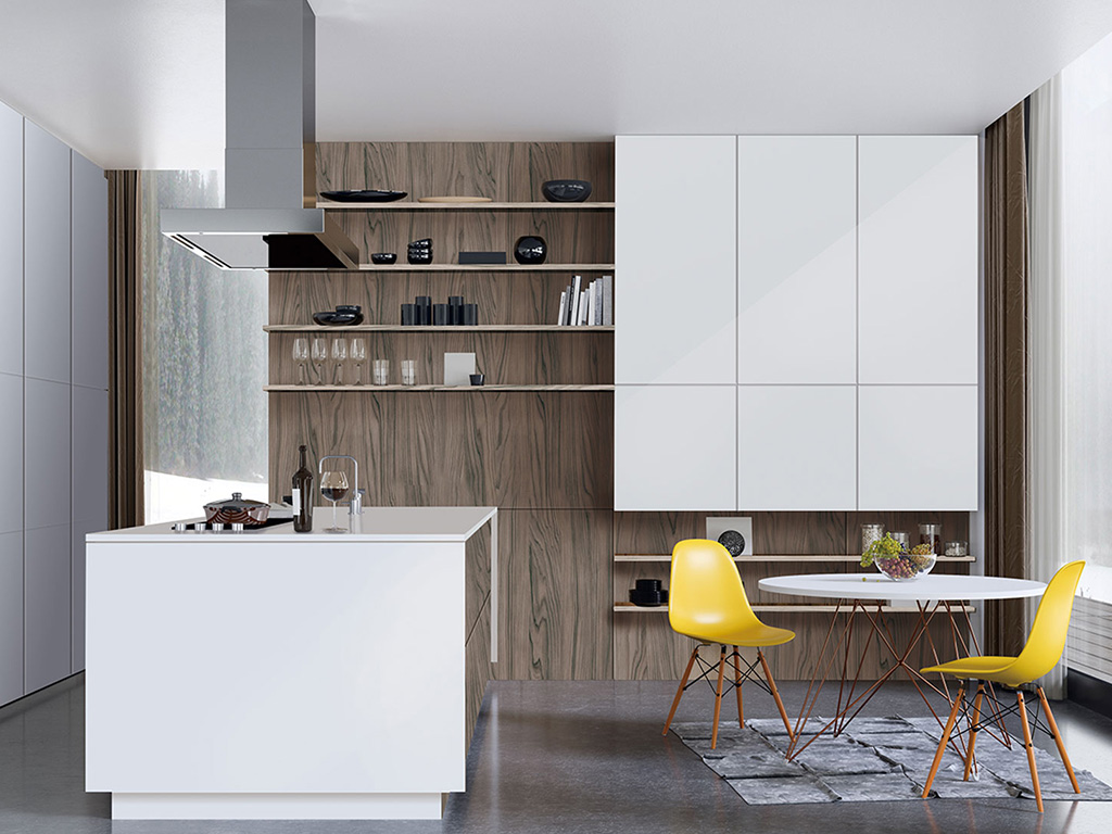 Smoked-Cedar-Pure-White-Kitchen